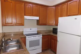 9400 Bellaire Blvd, Houston, TX 77036 - Photo 5