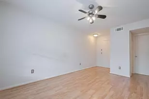 2350 Bering Dr, Houston, TX 77057 - Photo 11