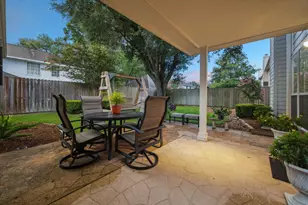 1242 Fawn Valley Dr, League City, TX 77573 - Photo 27