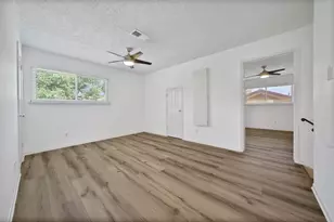 9411 Roos Rd, Houston, TX 77036 - Photo 33