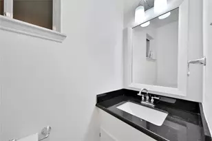 9411 Roos Rd, Houston, TX 77036 - Photo 23