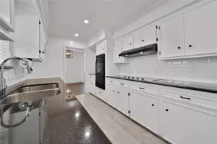 9411 Roos Rd, Houston, TX 77036 - Photo 19