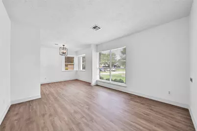 9411 Roos Road, Houston, TX 77036 - Photo 11