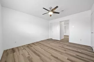 9411 Roos Rd, Houston, TX 77036 - Photo 35