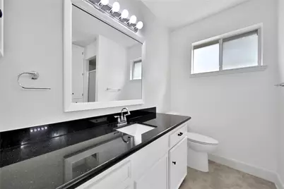 9411 Roos Road, Houston, TX 77036 - Photo 27