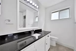 9411 Roos Rd, Houston, TX 77036 - Photo 27