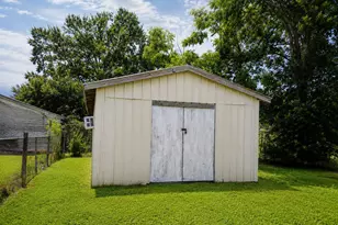 2115 Bonnie St, Orange, TX 77630 - Photo 15
