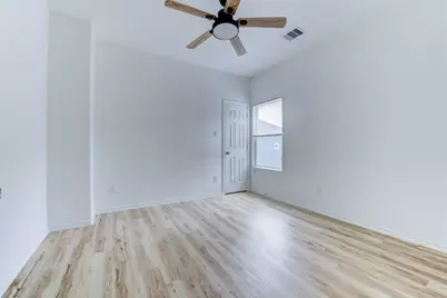 8203 Woodlyn Road #F, Houston, TX 77028 - Photo 27