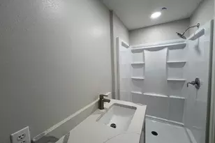 407 Walton St, Houston, TX 77009 - Photo 11