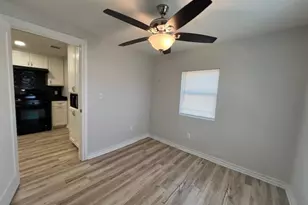 407 Walton St, Houston, TX 77009 - Photo 11