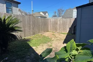 407 Walton St, Houston, TX 77009 - Photo 15