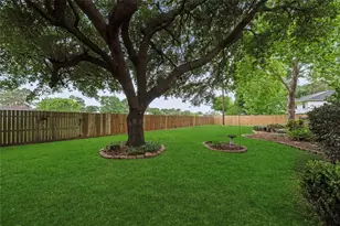 16047 Pinyon Creek Dr, Houston, TX 77095 - Photo 17