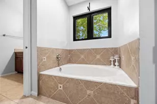 16047 Pinyon Creek Dr, Houston, TX 77095 - Photo 11