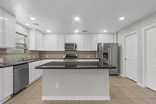 6730 Crescent Creek Ln, Katy, TX 77449 - Photo 11