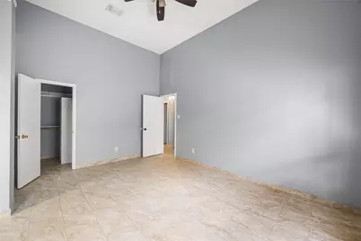 8107 Summer Trail Drive, Houston, TX 77040 - Photo 17