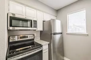 3100 Jeanetta St, Houston, TX 77063 - Photo 9