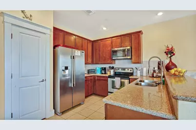 4131 Pointe West Drive #303, Galveston, TX 77554 - Photo 9