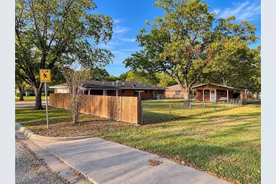107 Franklin Street, Weimar, TX 78962 - Photo 21