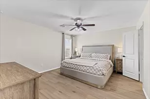 2224 Still Bend Ln Ln, League City, TX 77573 - Photo 17