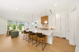 1023 Euclid St, Houston, TX 77009 - Photo 5