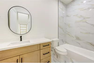 9007 Noel Street #A/B, Houston, TX 77033 - Photo 27