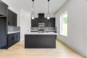 9007 Noel St, Houston, TX 77033 - Photo 35