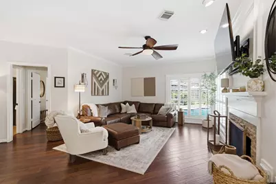 2211 Crimson Cove Court, League City, TX 77573 - Photo 7