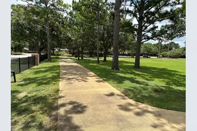 7635 Ameswood Road, Houston, TX 77095 - Photo 37