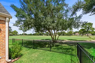 7635 Ameswood Rd, Houston, TX 77095 - Photo 35