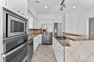7635 Ameswood Rd, Houston, TX 77095 - Photo 11