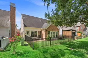 7635 Ameswood Rd, Houston, TX 77095 - Photo 29