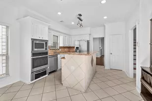 7635 Ameswood Rd, Houston, TX 77095 - Photo 15