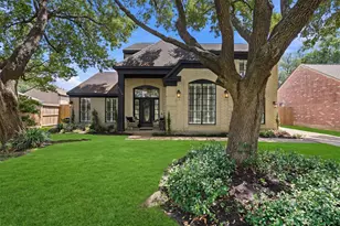 3138 Amesbury Ct, Sugar Land, TX 77478 - Photo 3