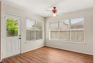 11115 Kentington Oak Dr, Humble, TX 77396 - Photo 9