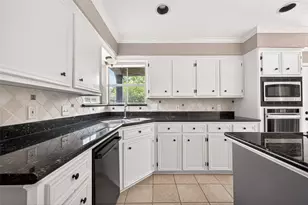 4003 W Valley Dr, Missouri City, TX 77459 - Photo 13