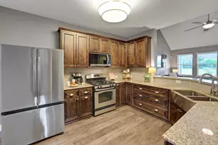 4618 Legends Bay Dr, Baytown, TX 77523 - Photo 15