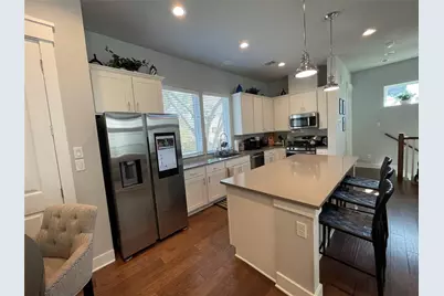 902 Martin Street #A, Houston, TX 77018 - Photo 5