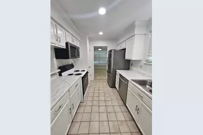 2715 Ashington Drive, Houston, TX 77067 - Photo 7
