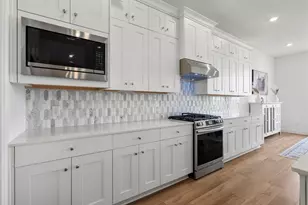 4911 Dickens Lndg Dr, League City, TX 77573 - Photo 13