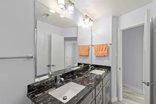 15119 Plaza Libre Dr, Houston, TX 77083 - Photo 23