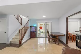 15119 Plaza Libre Dr, Houston, TX 77083 - Photo 5