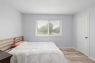 15119 Plaza Libre Dr, Houston, TX 77083 - Photo 21
