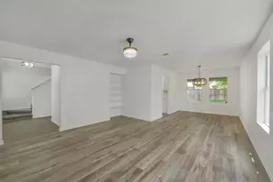2811 Packard Elm St, Houston, TX 77038 - Photo 5
