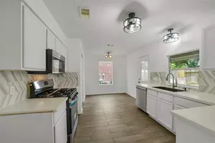 2811 Packard Elm St, Houston, TX 77038 - Photo 9