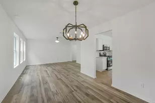 2811 Packard Elm St, Houston, TX 77038 - Photo 9