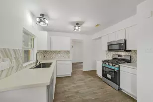 2811 Packard Elm St, Houston, TX 77038 - Photo 13