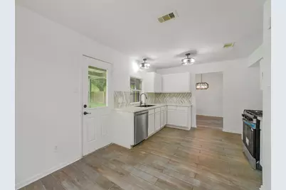 2811 Packard Elm Street, Houston, TX 77038 - Photo 17