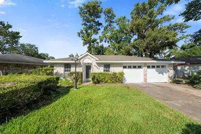 9627 Glenwood Forest Drive, Houston, TX 77078 - Photo 1