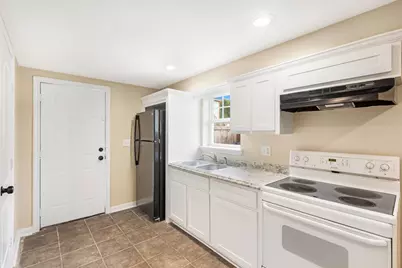 910 9th Street, Galveston, TX 77550 - Photo 31