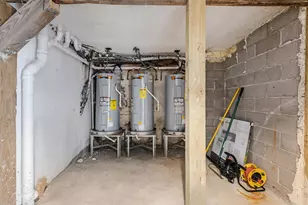 910 9th St, Galveston, TX 77550 - Photo 39